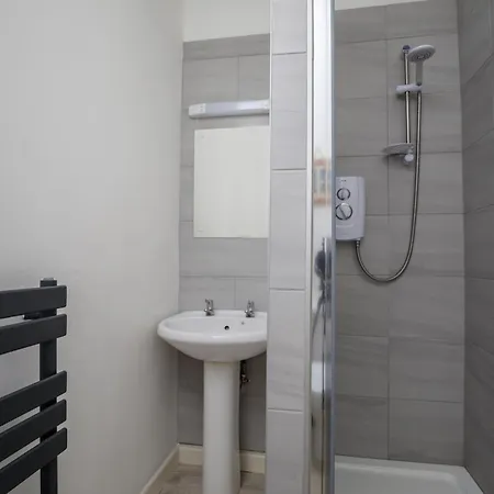 Serenity Guest House Скарборо Экстерьер фото