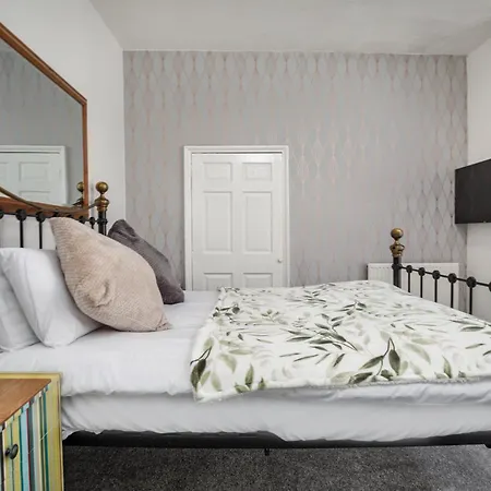 Serenity Guest House Скарборо Экстерьер фото