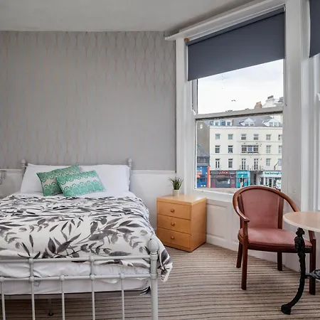 Serenity Guest House Скарборо Экстерьер фото