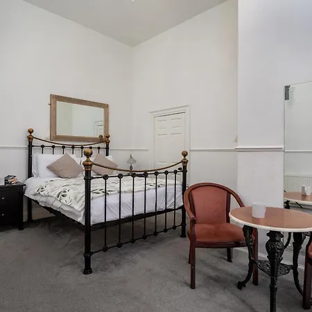 Serenity Guest House Скарборо Экстерьер фото