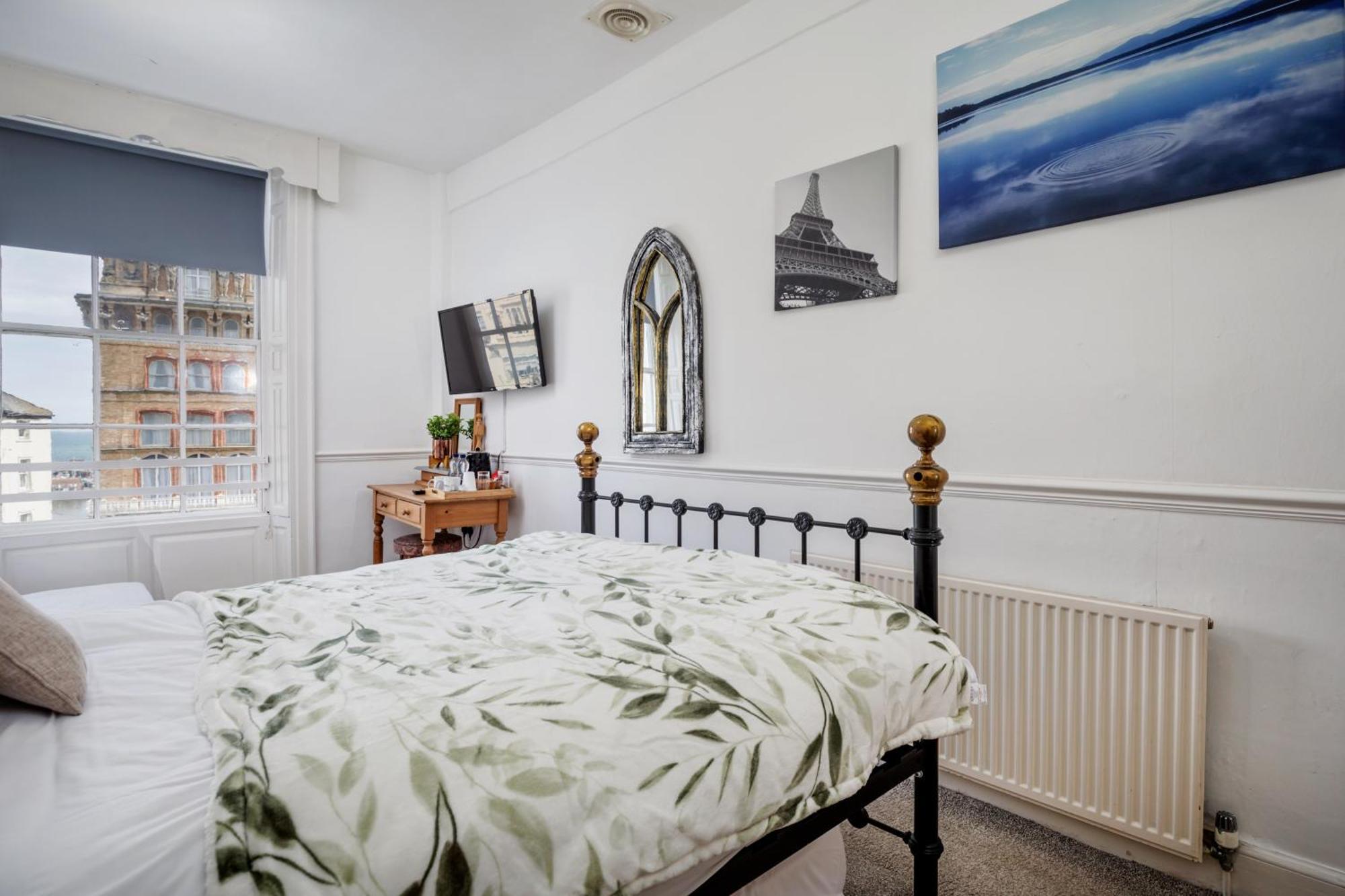 Serenity Guest house 3*