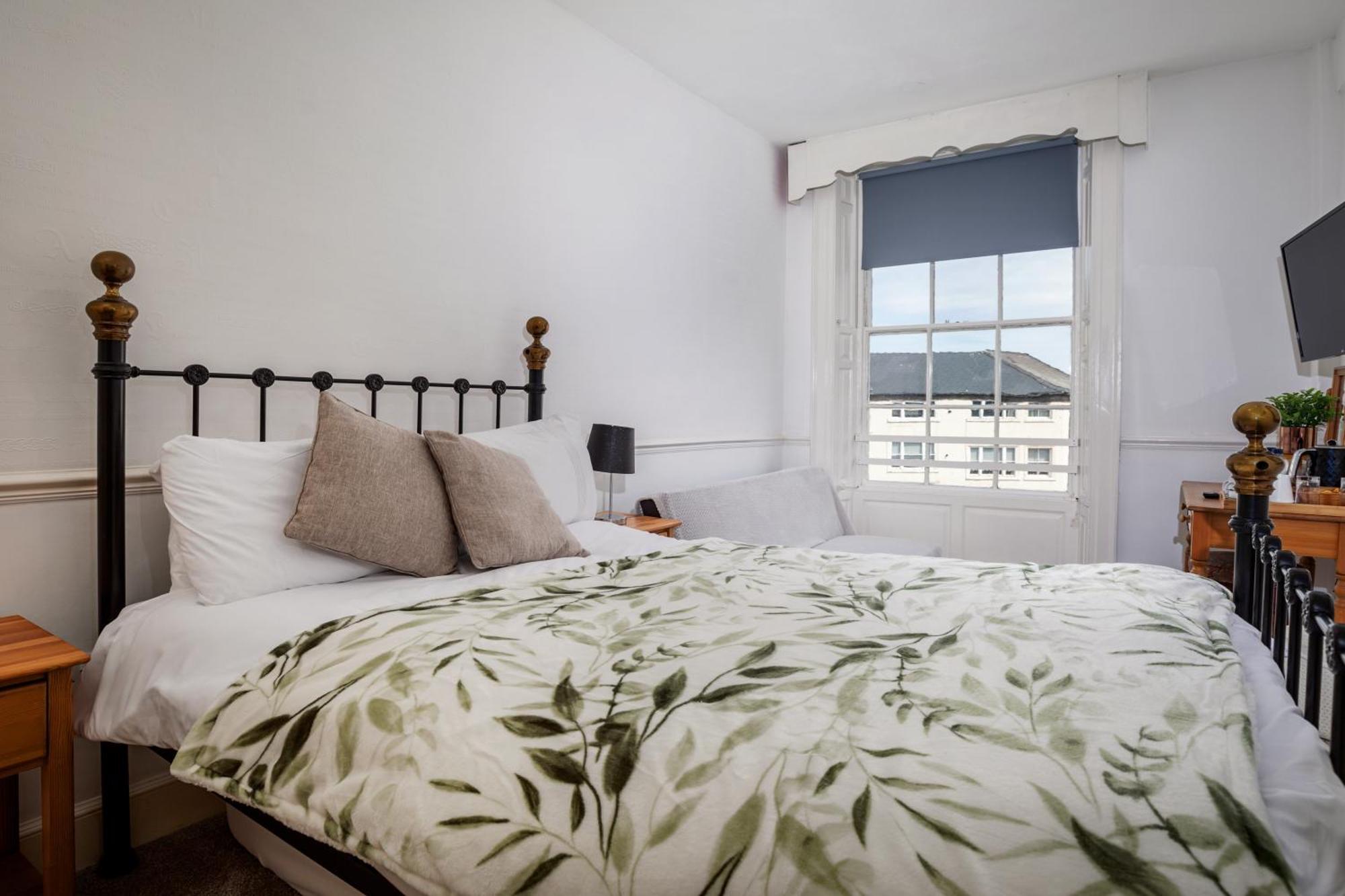 Serenity Guest house Scarborough