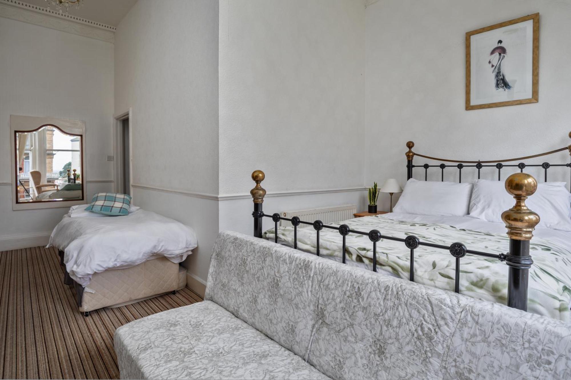 Guest house Serenity Scarborough